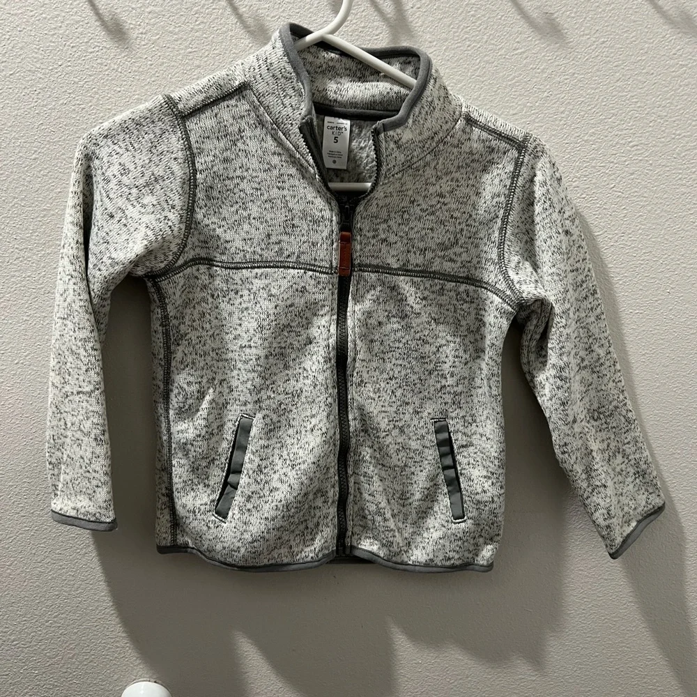 Carters grey boys size 5 zip up sweater with fleece lining